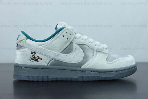 Nike Dunk Low - "Ice"
