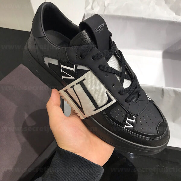 Valentino Garavani VL7N – “Black” - Image 7