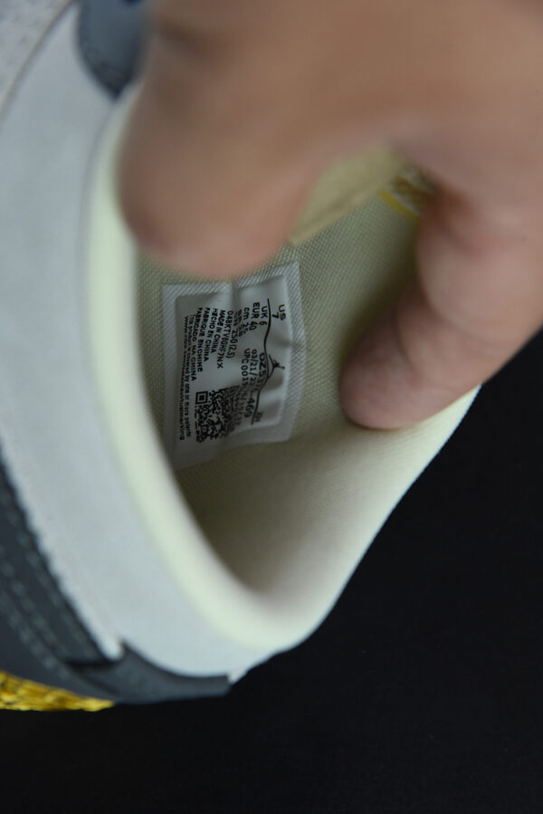NIKE AIR JORDAN 1 LOW TOKYO 96 - "DUTCH BLUE" - Image 11