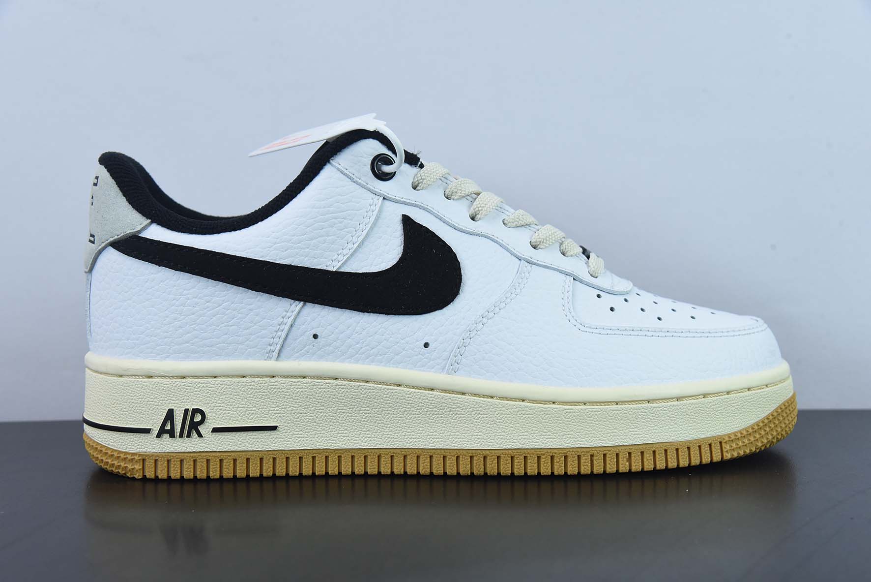 NIKE AIR FORCE 1 – “COMMAND FORCE”